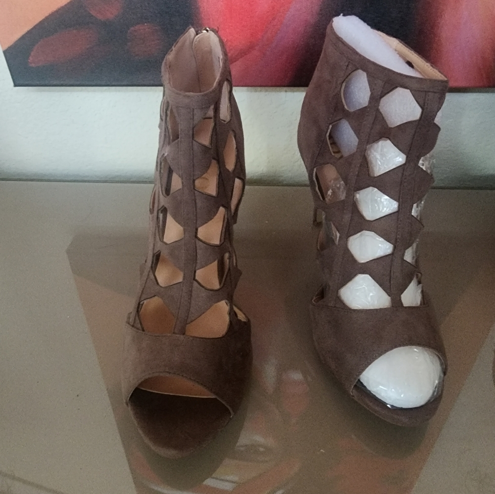 New Size 11 shoes
